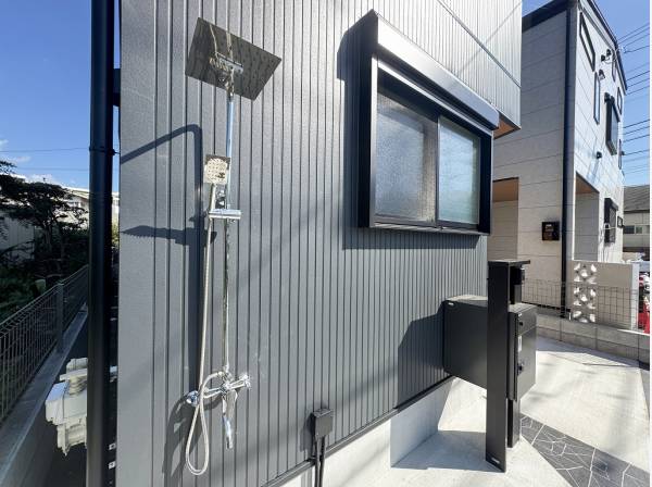 海遊びの後は外シャワーへ直行！