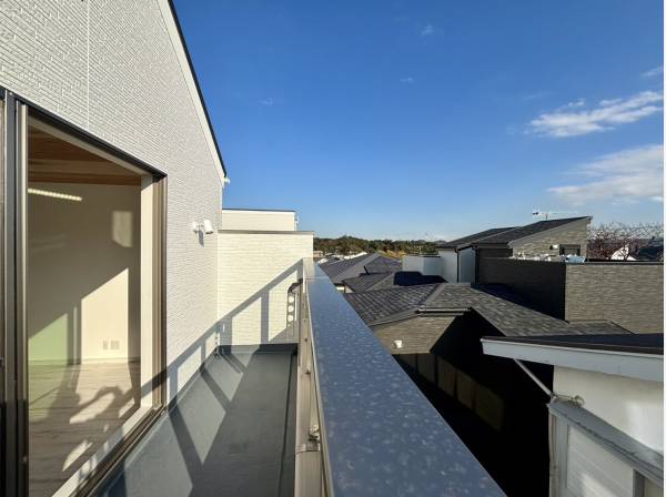 バルコニーからは自然を感じられます