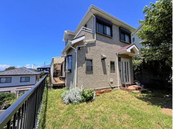 お庭スペースも広々