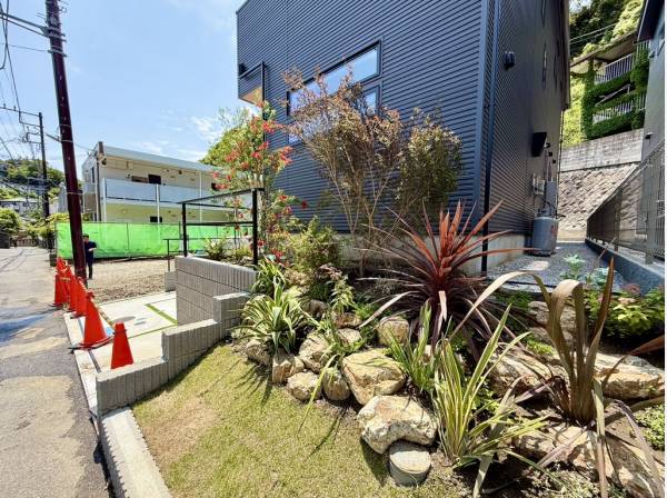 植栽も植えてあり、雰囲気が良いですね！