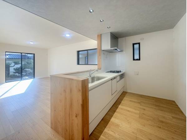 広々としたゆとりあるカウンターキッチン