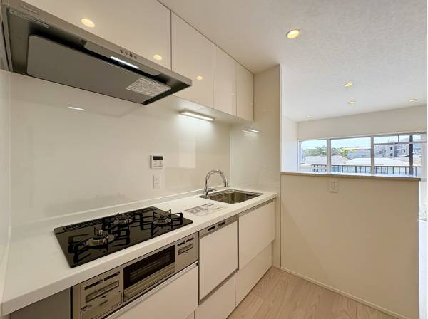 食洗器付きのシステムキッチン！