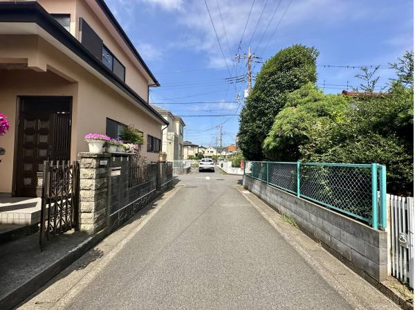 南側道路 幅員約4m公道