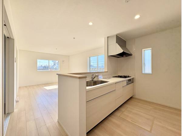 機能的なキッチン。日々の家事をサポートしてくれます。