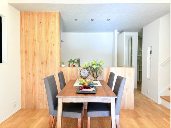 ダイニングスペース