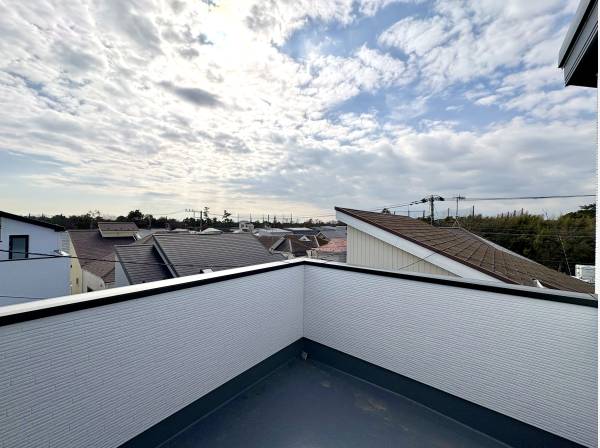 ルーフバルコニーからの眺望です。