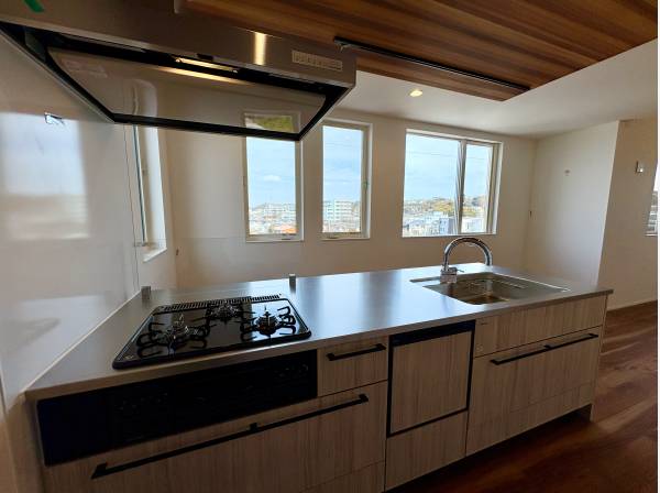 少し高台のため、料理をしながら藤沢の街並みを眺望することができます！