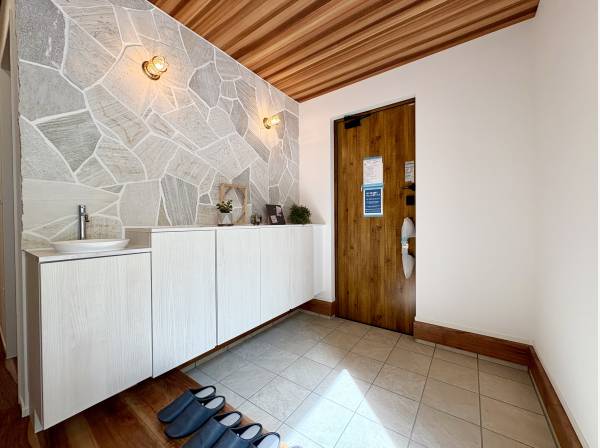 ゆとりある玄関ホール！