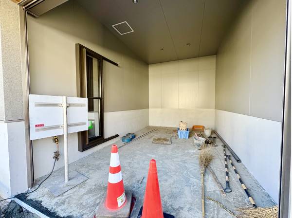 ガレージスペースは大きいお車でも安心してお停めできます