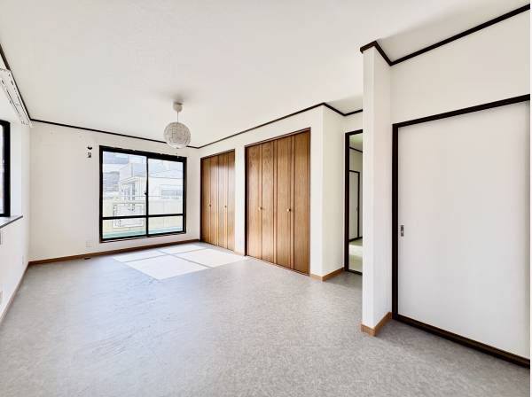 居室の様子。広さがかなりあります