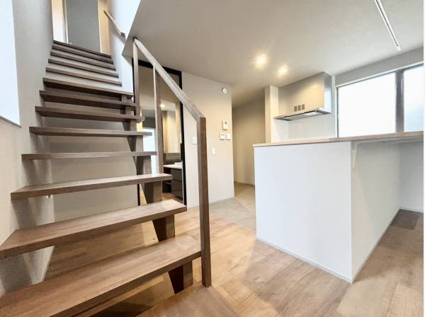 スケルトン階段で風通しも良好！