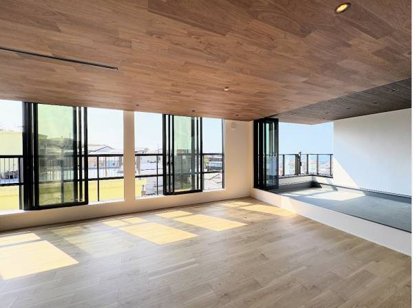 LDKは30帖超！！