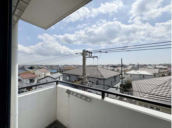 天気のいい日は江の島や富士山も望めます