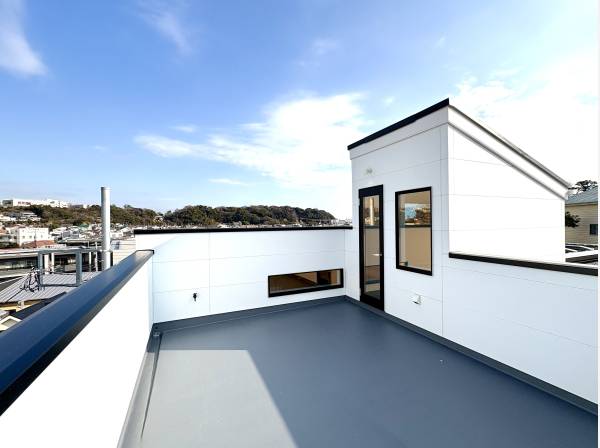 開放感のあるルーフバルコニー