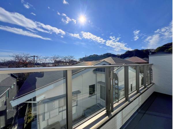 バルコニーからはこの抜け感