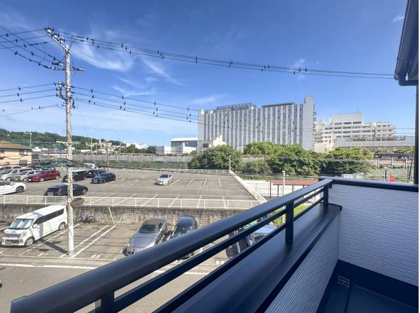 高い建物がなく抜けた景色が広がります