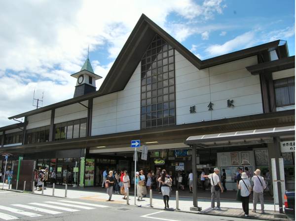 鎌倉駅　約２．５キロ