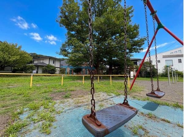 松風台東公園徒歩1分　約60ｍ
