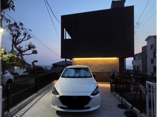 スタイリッシュなデザインの素敵なお家