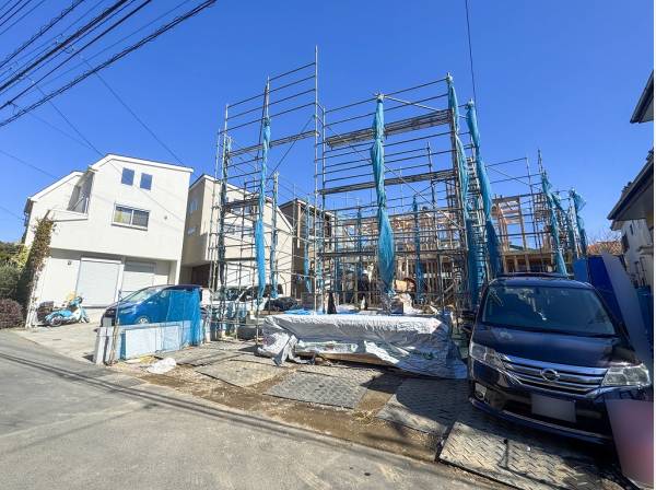 陽当たり良好な現地！明るいお家が建ちそうです