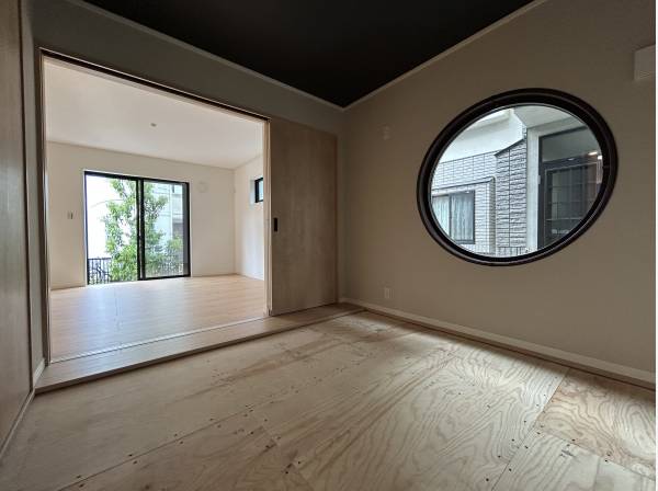 日本の伝統的な要素を持つお部屋