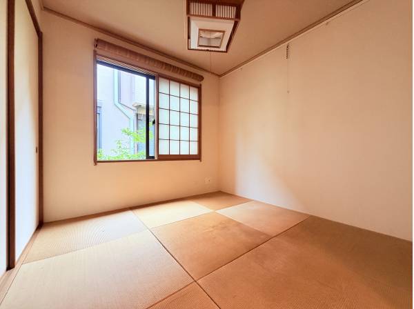 LDK横には嬉しい和室もございます
