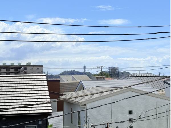 江ノ島もちょこっと見えます