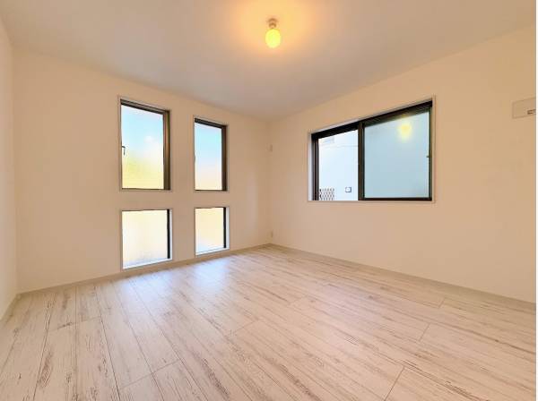 使い勝手の良い洋室