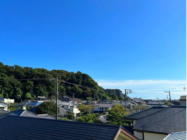 バルコニーからはこの眺め！四季折々に富んだ美しい眺めでございます！