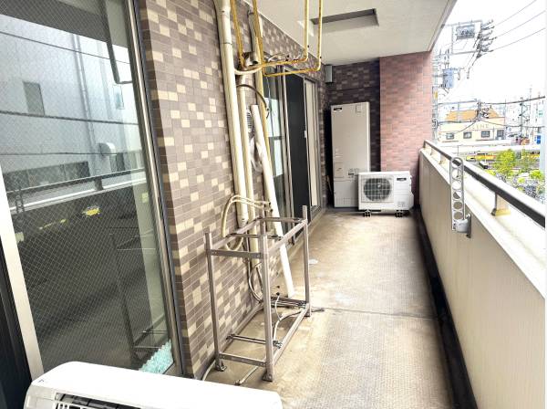 広々バルコニーも癒しの空間になりそうです♪