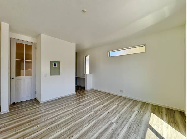 ハイ天井仕様なので、開放感が溢れだします