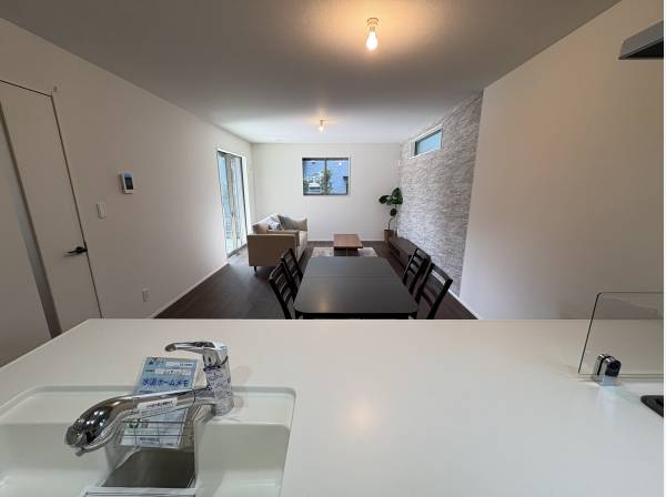 料理しながら家族との会話が弾みそうです。