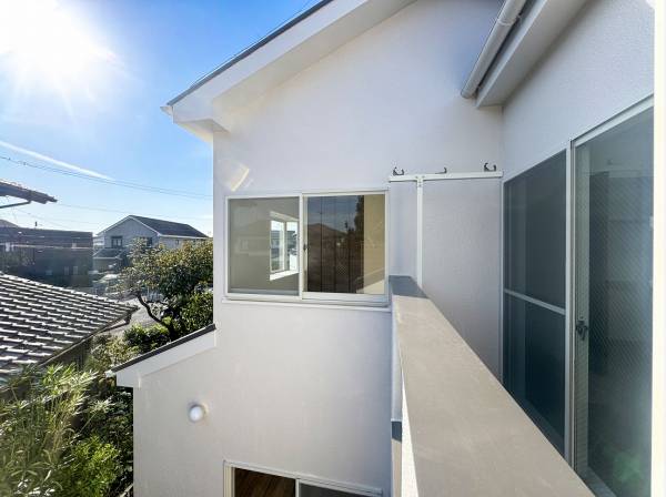 南向きのバルコニーはお洗濯物も良く乾きそう