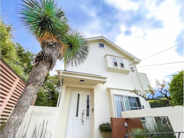 南国リゾート感のある邸宅