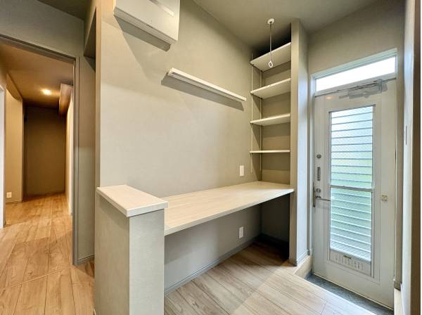 キッチン背面の家事スペース