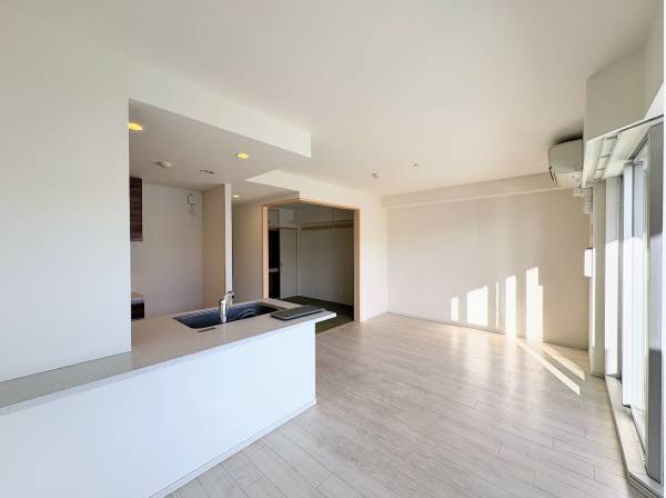 約16帖の開放感あるLDK