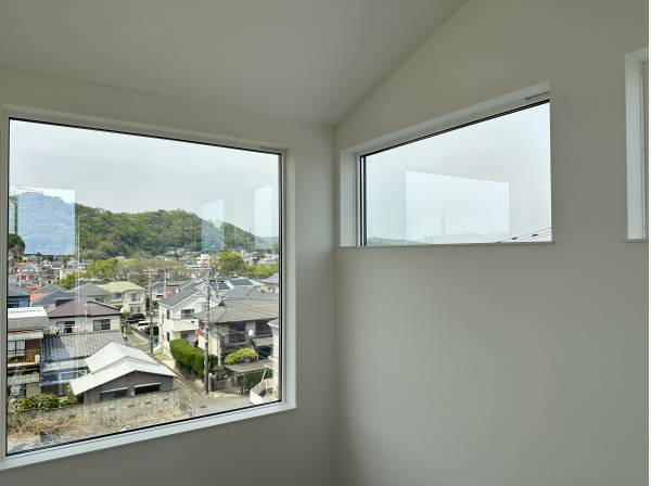北側には緑も望みます