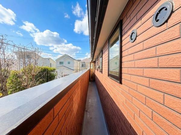 日当たりの良いバルコニー