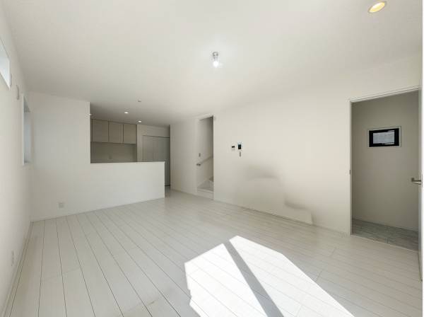 あえて白いインテリアでより統一感を出すのも面白そう♪