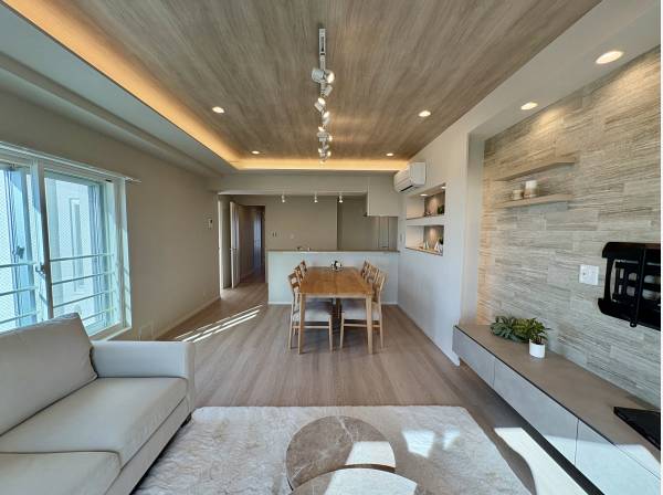 開放的なリビングルーム