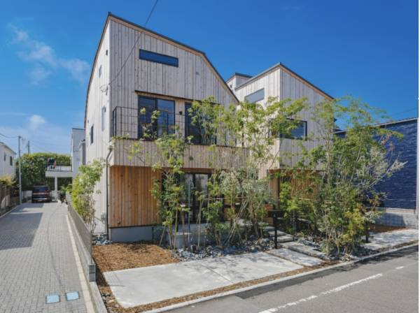 写真左号棟
素晴らしい外観デザイン