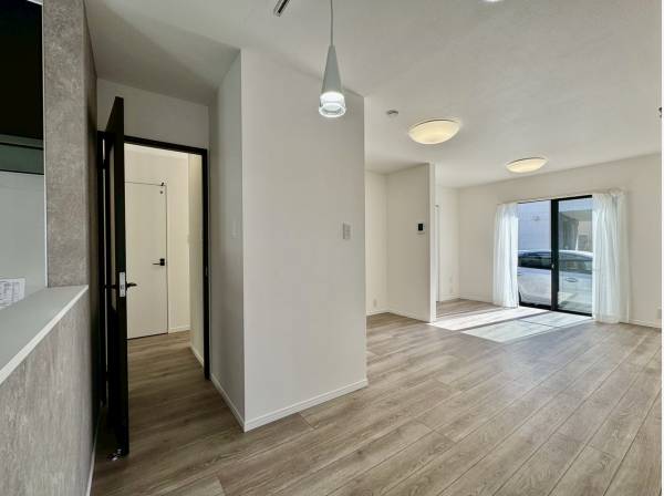 陽当り良好なリビングルーム