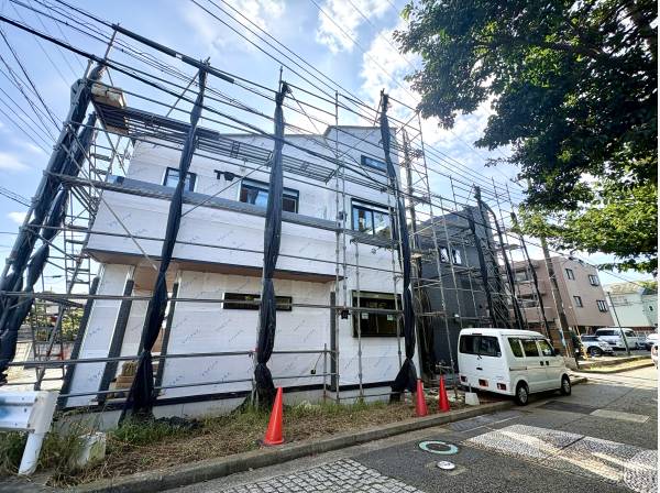 建築中の現地様子です。