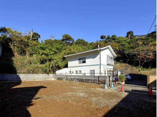 陽当たりと緑に恵まれた開放的な立地