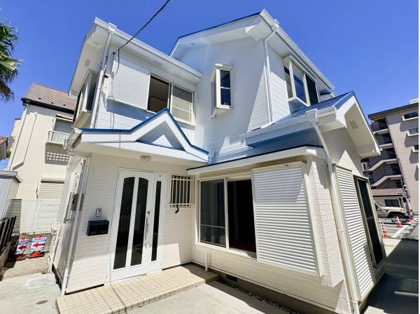 室内外をフルリノベーションしたこだわり住まいです。