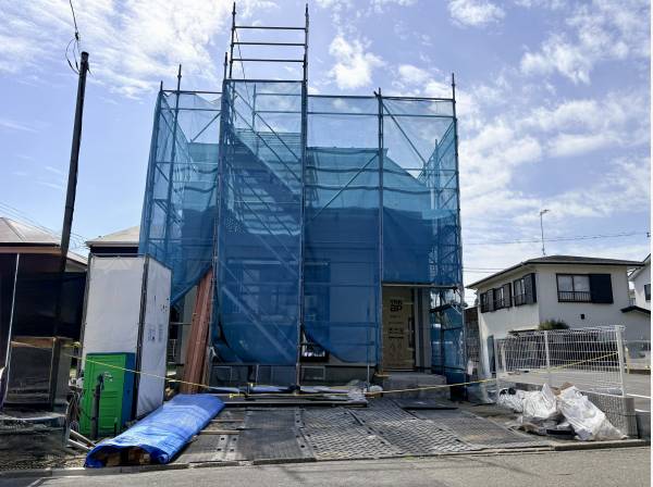 前面道路6ｍ公道で駐車もスムースです！