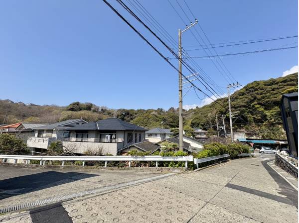開放感あふれる前面道路