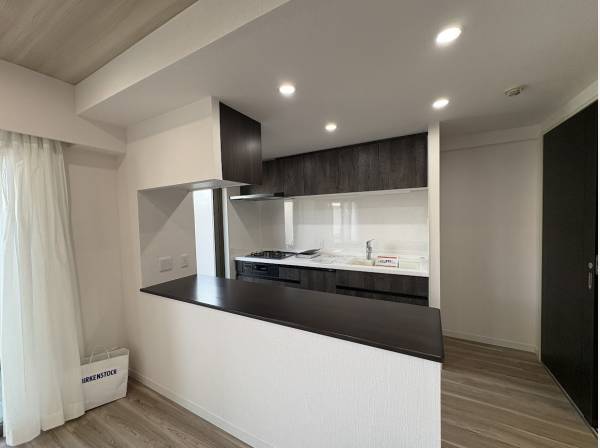 カウンター付きキッチンスペース