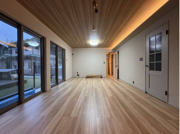 家族が集まってもゆとりあるスペースとなっています