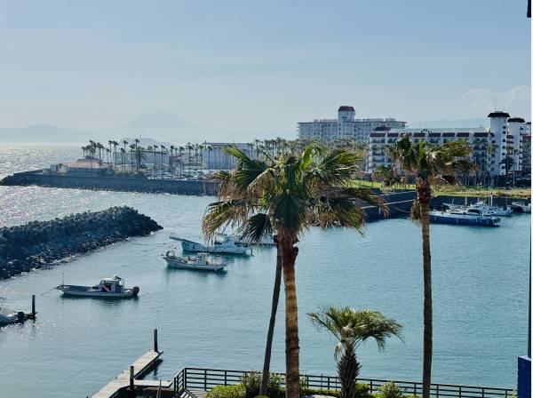 角部屋ならではの光と風が抜ける開放感